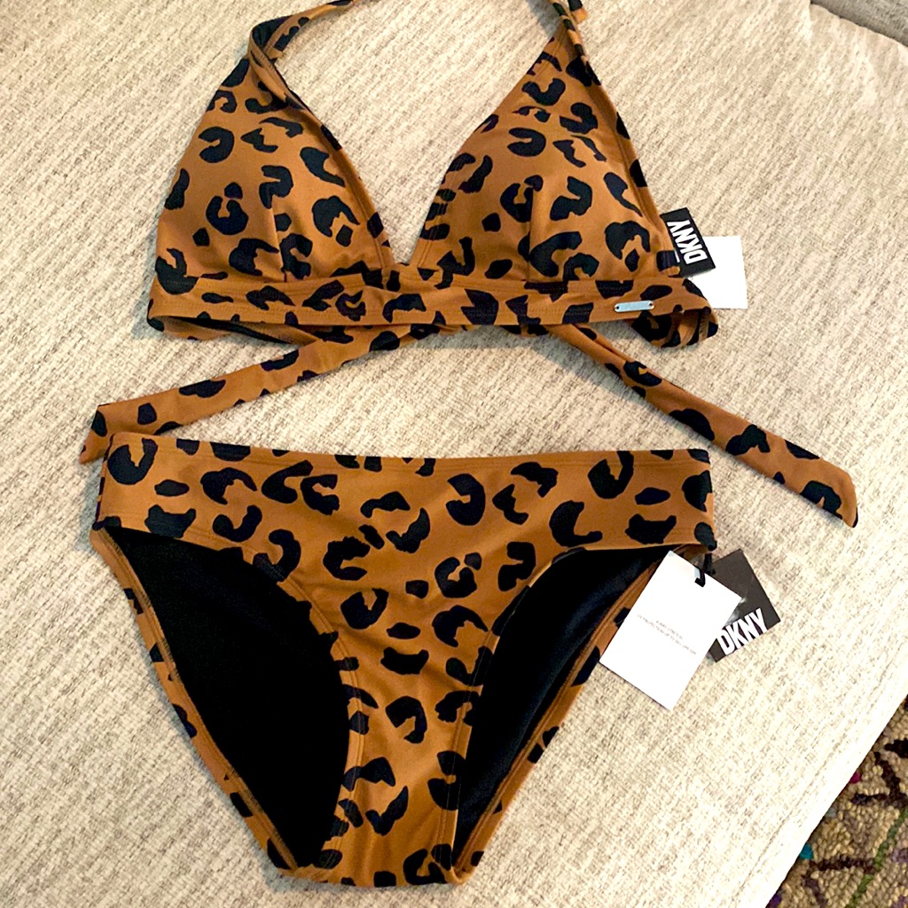 Nwt Dkny Women’s Brown Leopard-Print Halter Bikini Size Bottom Medium Top Large